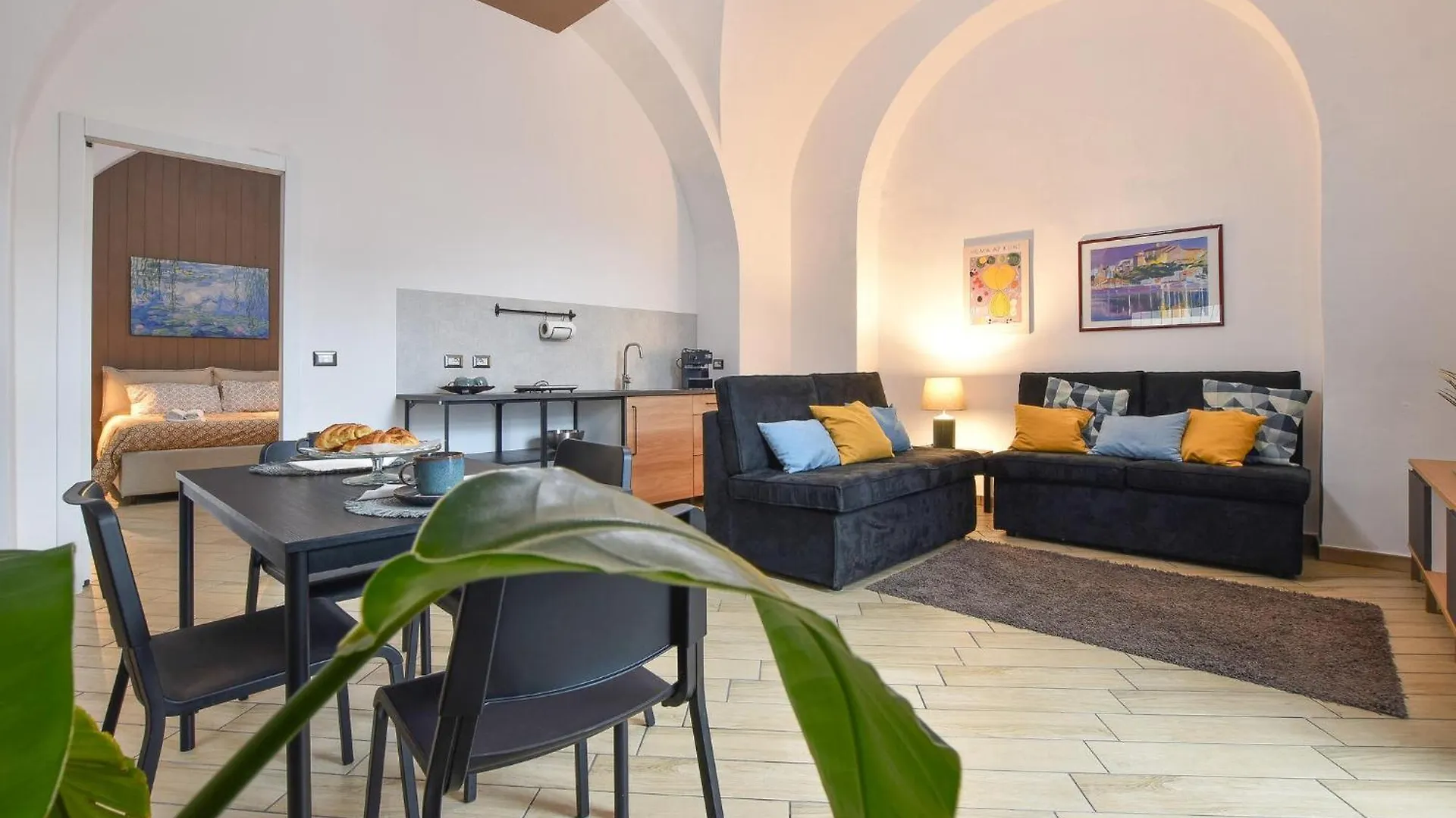 1 Bedroom Gorgeous Home In Catania
